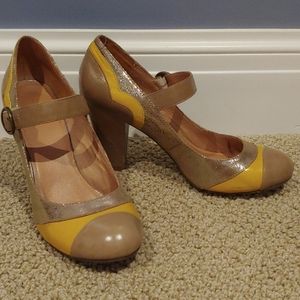 Yellow/Gold/Nude Mary Jane shoes size 40